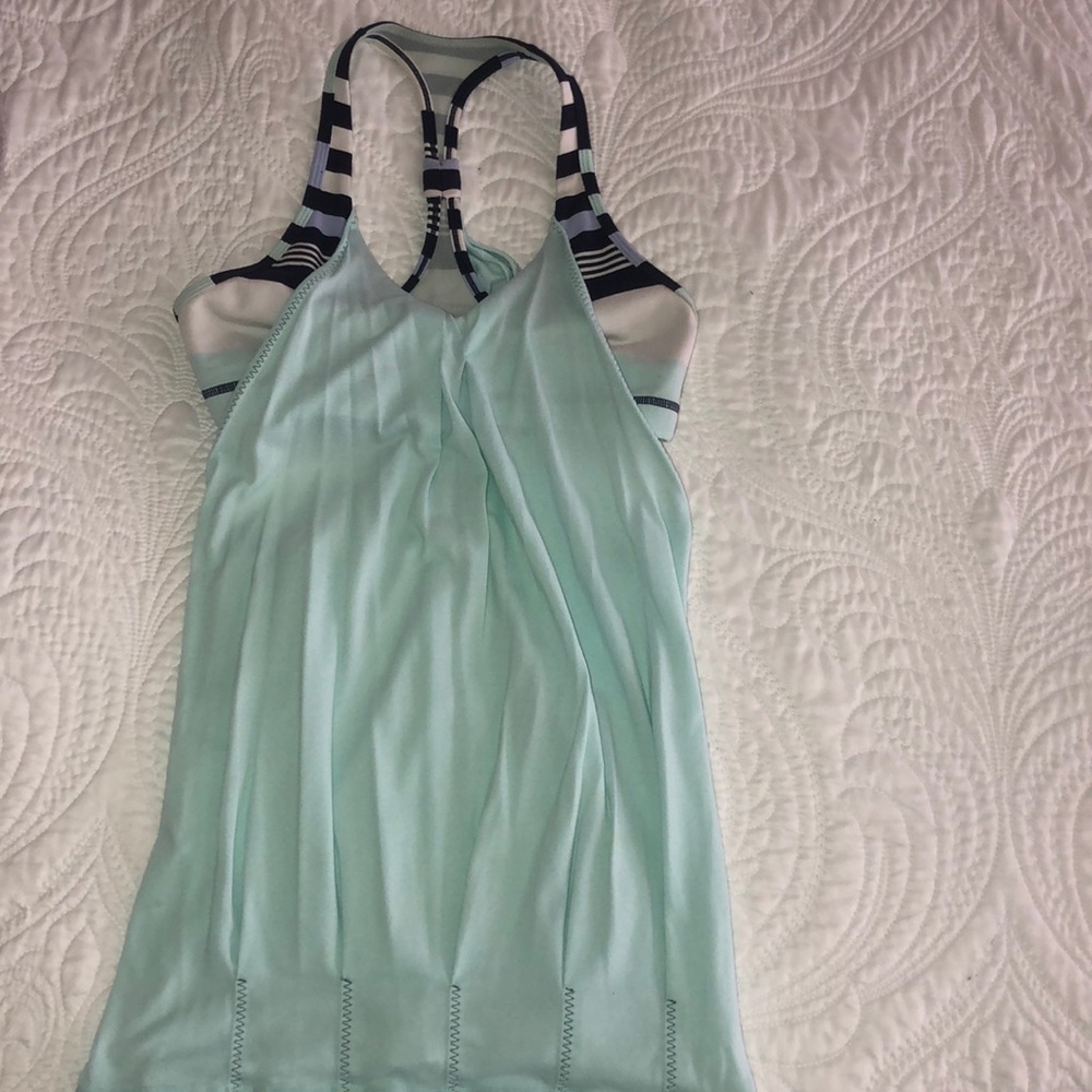 lululemon tank with built-in-bra size 6